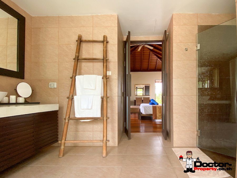 Asian Style 2 Bedroom Villa, near Bangrak Beach, Koh Samui – For Sale